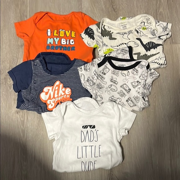 2/$20 Mixed Baby Onesie Set - Orange, Blue, White 6-9M - Picture 1 of 1